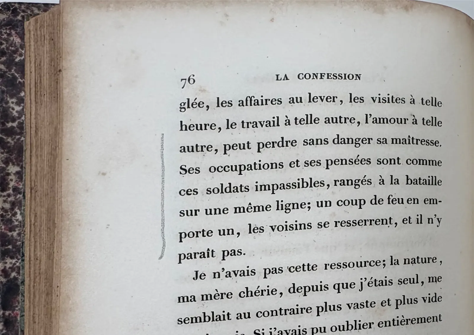 p. 76 — long trait vertical, marge gauche.